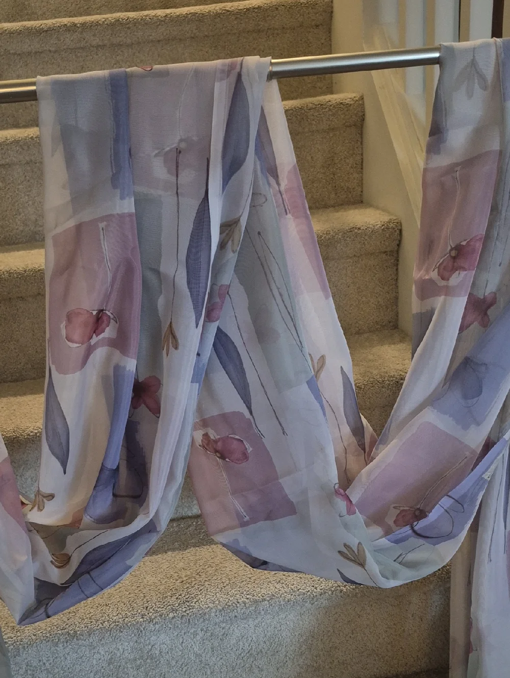 Long Floral Window Scarf 210x59